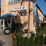 فندق Wasserburg Grossdorf (Tyrol)