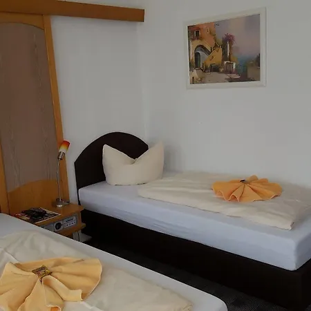 Wasserburg 3*