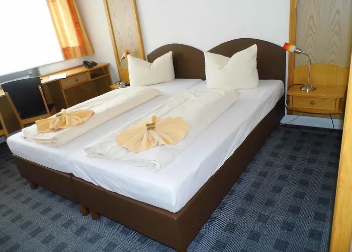 Wasserburg 3*