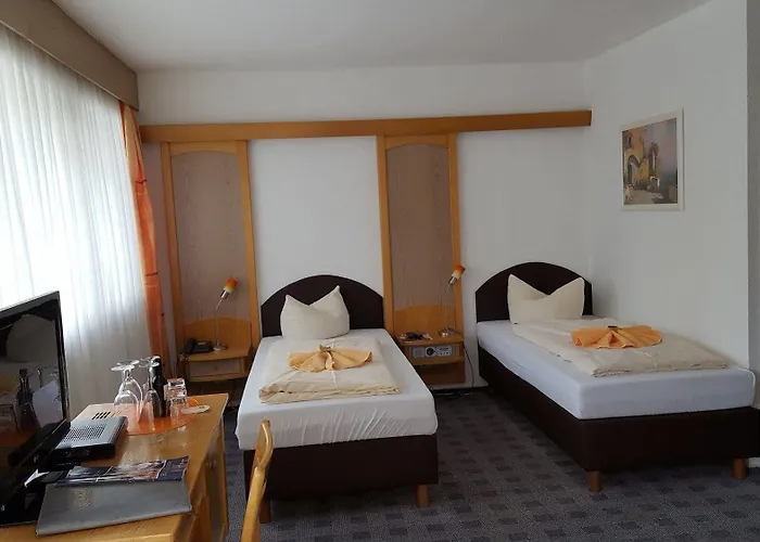 Wasserburg 3*
